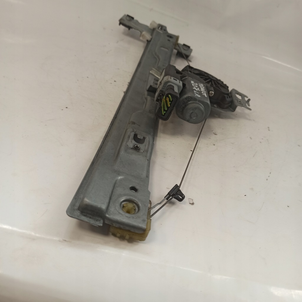 фото №14, Peugeot 207 подъемник стекло левый перед 440787f