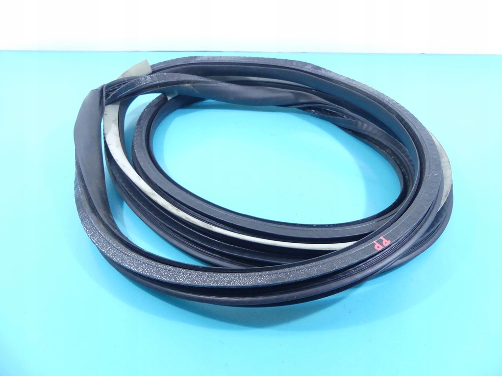 фото №1, Прокладка дверь правый перед renault latitude