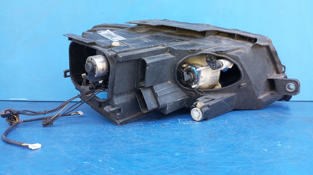 фото №11, Корпус лінза лампа лівий перед ксенон eu 3c0941751d vw passat b6 поворотний