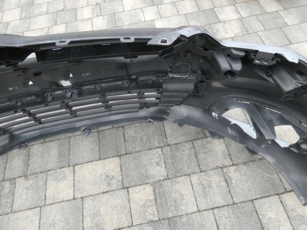 Бампер, решётка радиатора, решётка citroen c-4 Цена