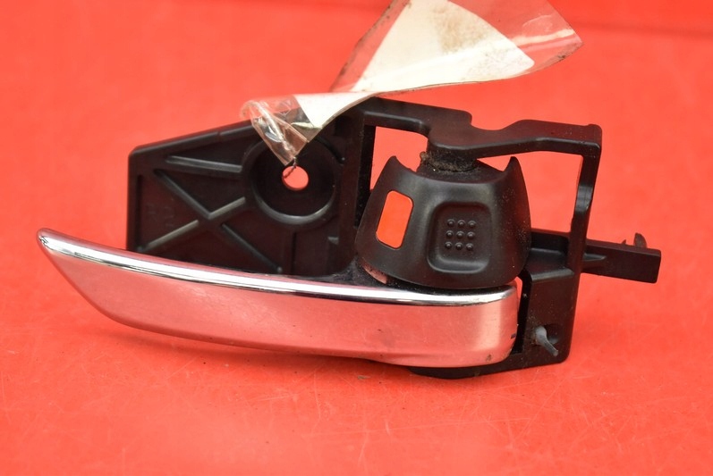 фото №1, Ручка внутрішня права перед suzuki swift v mk7