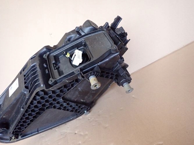 Porsche cayenne 3 full led рестайлинг  фара правый фара правый  9y0941060m Недорого