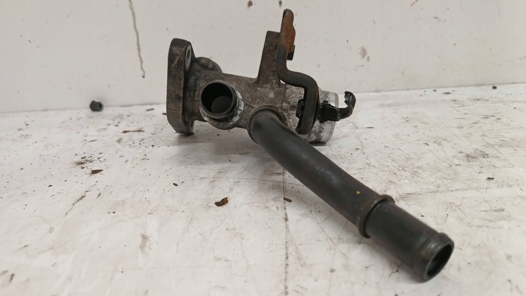 фото №6, Hyundai i30 iii ceed iii d4fe 1,6 crdi патрубок корпус термостата 2017-