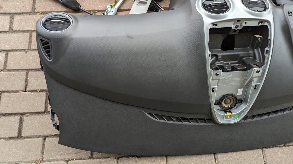 фото №7, Приборная панель приборная приборная панель opel corsa d 5d