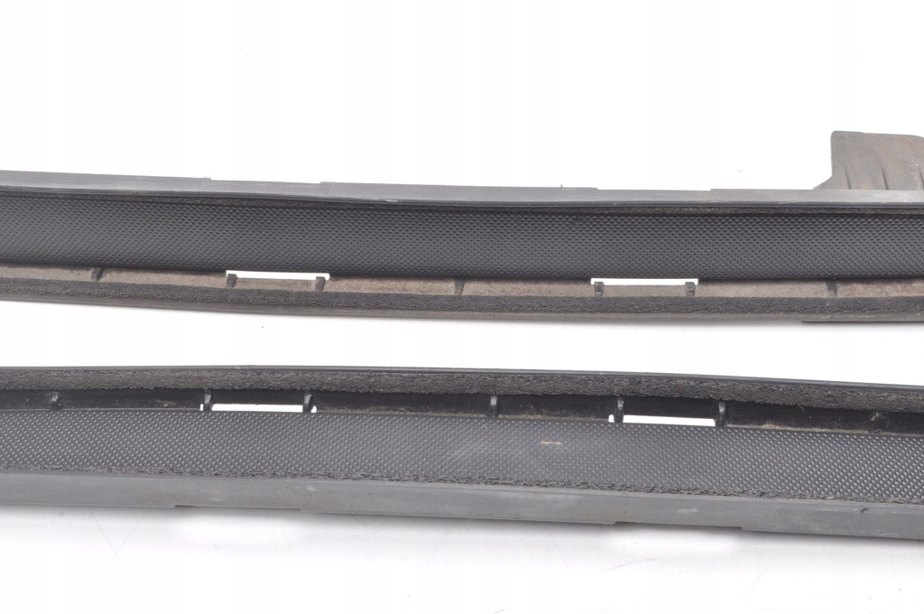 фото №7, Lexus ct 200h молдинг решётка бампера задняя комплект 52566-76010 52565-76010