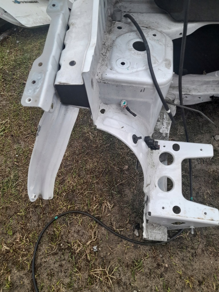 фото №1, Dacia spring четверть левая правая короткий