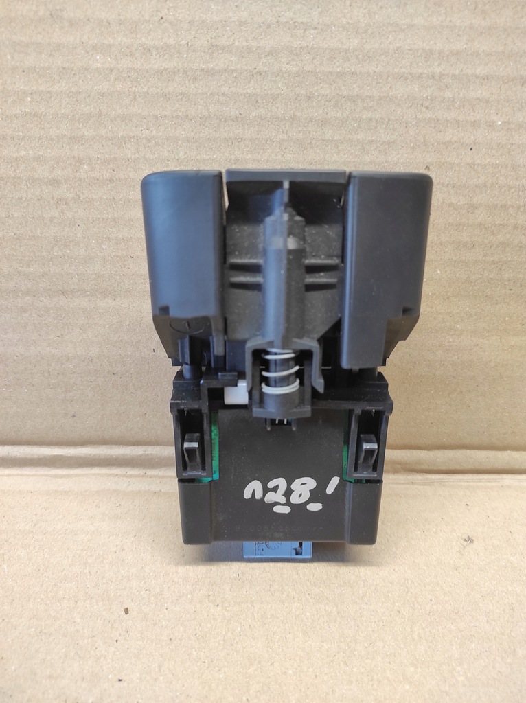 фото №3, Кнопка важіль ручка гальма ручного renault espace iv 8200550545