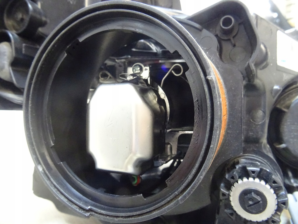 фото №9, Mitsubishi outlander 3 iii 12-15 лампа левая перед ксенон 8301c2-03 4dl llu