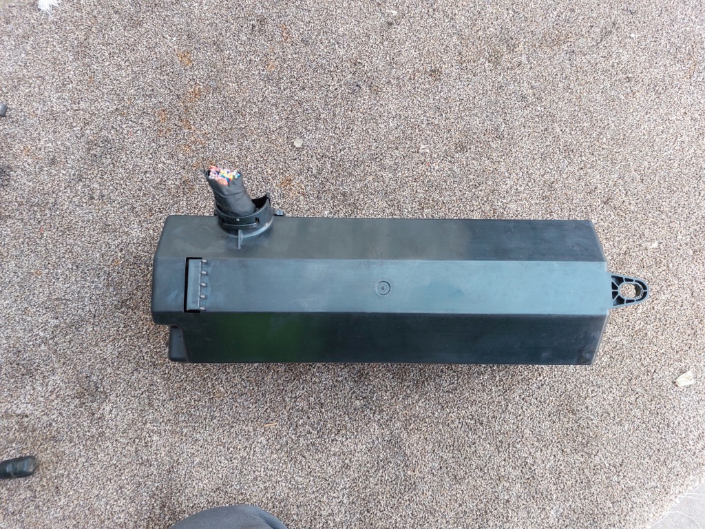 фото №2, Коробка запобіжників range rover l494 3.0 d