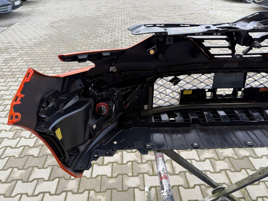 Renault clio v rs line 19- бампер перед колір teeqb Зі Шроту