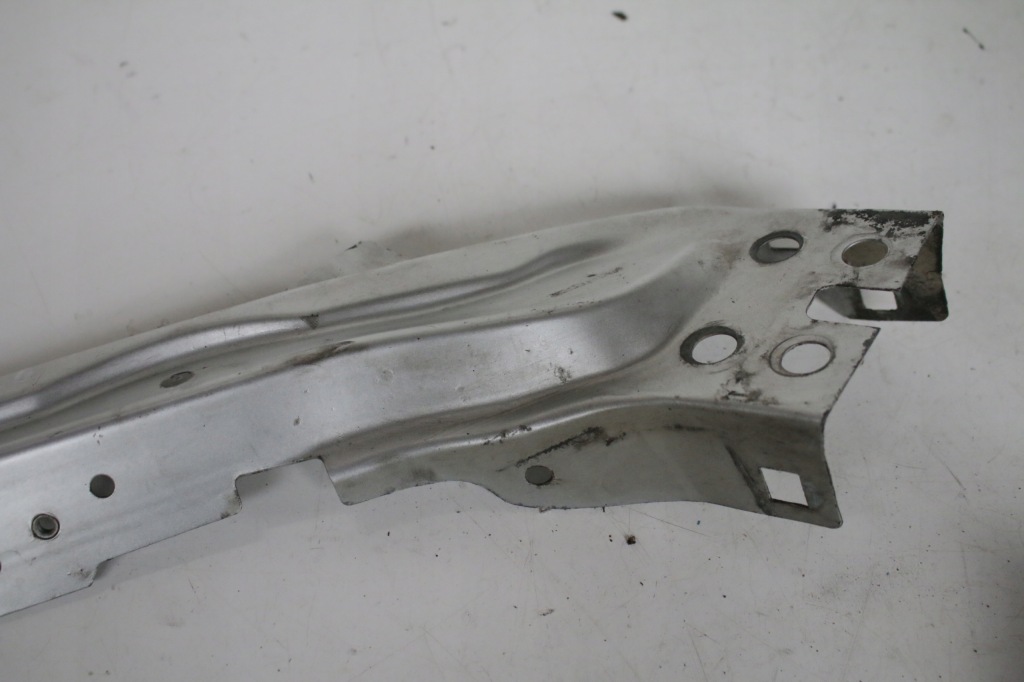 Держатель поперечина перед citroen jumpy dispatch Недорого