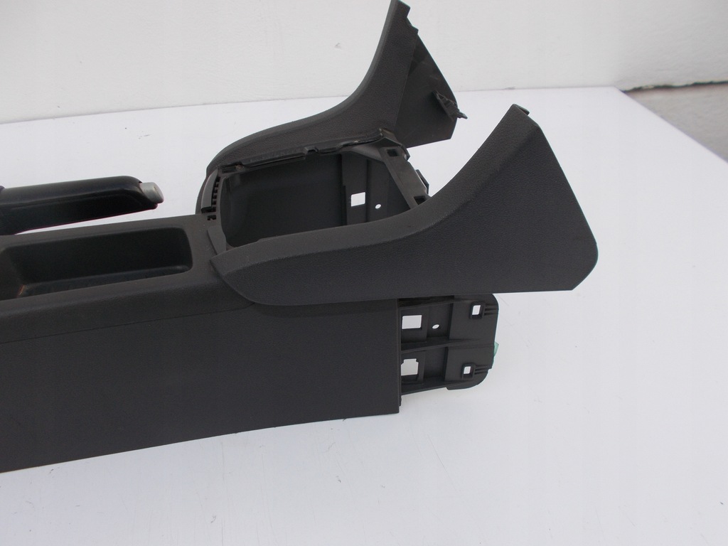 фото №14, Підлокітник кришка важіль ford focus mk2