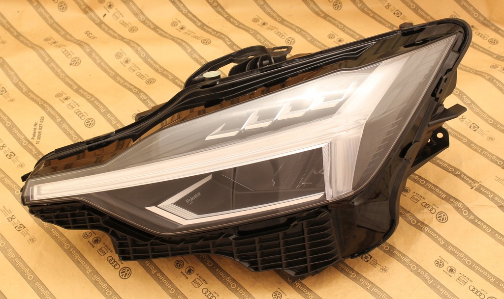 фото №1, Polestar 2 ii 20+ лампа перед full led base