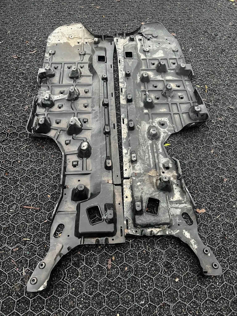 фото №1, Maserati levante защита подвеска левая правая комплект 2017-