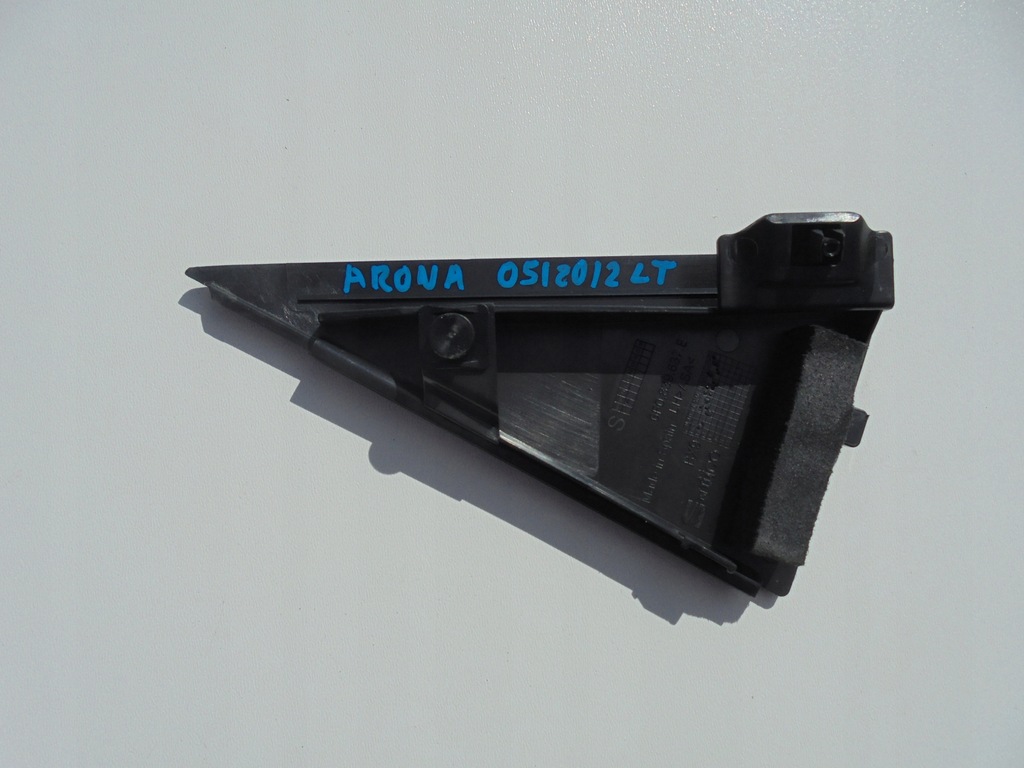 фото №5, Arona накладка трикутник двері лівий задня 6f0839637