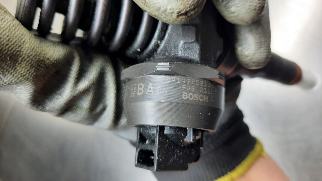 фото №8, Насос-форсунка 038130073ag 0414720215 vw passat b5 1.9 tdi