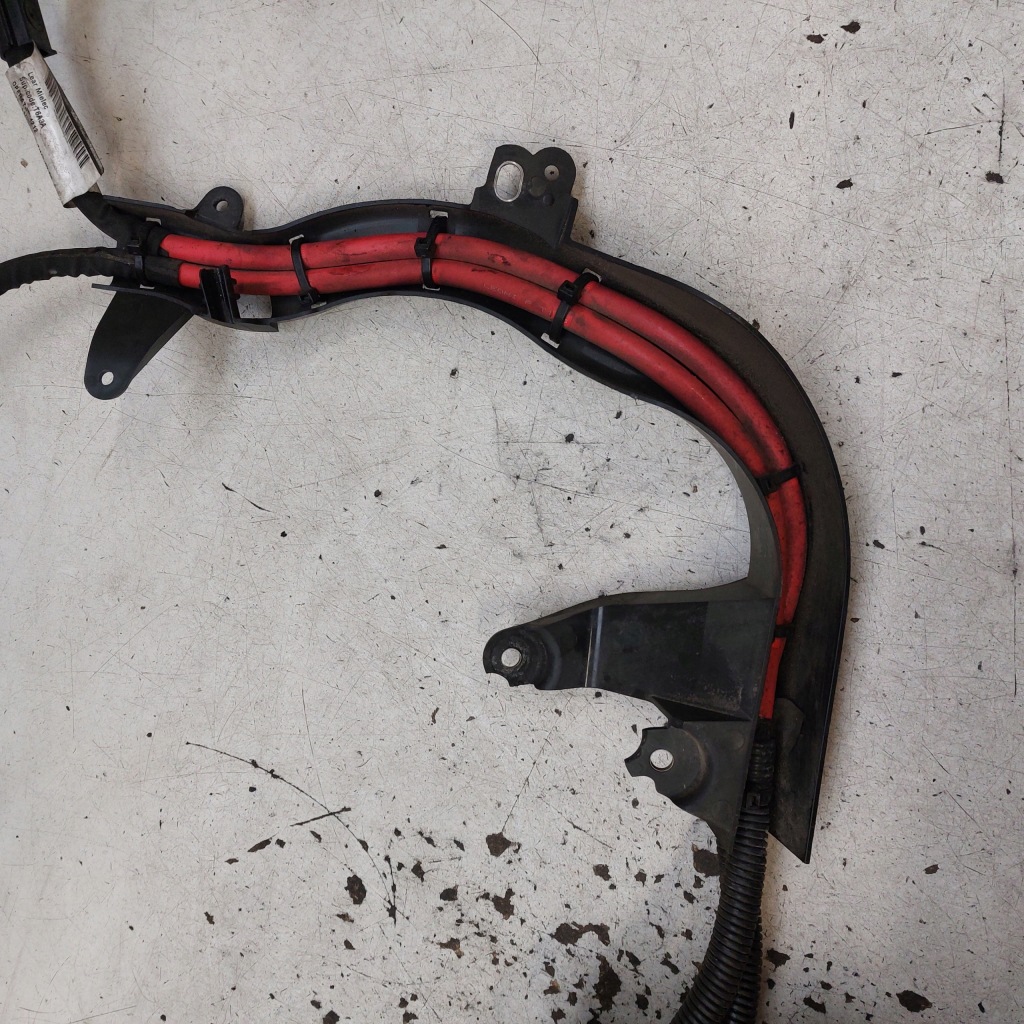 Volvo v40 2 d4 2,0d v42 провода клемма аккумулятор 31409547 e03632100 Доставка