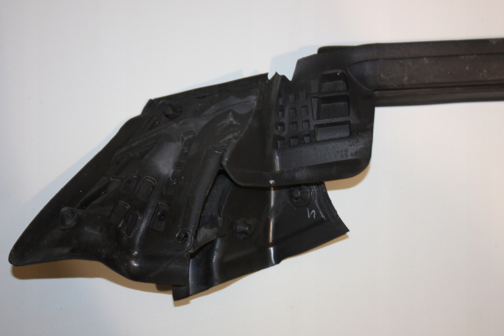 фото №4, Mercedes cla w117 молдинг прокладка дверь задняя левая