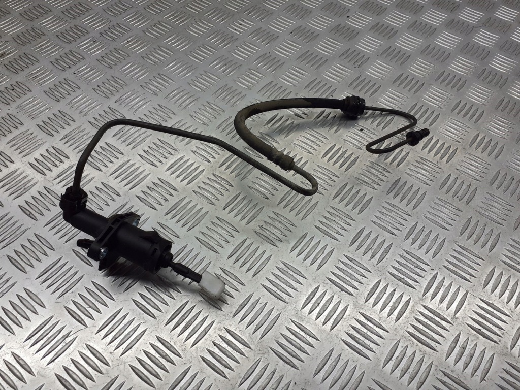 фото №1, Помпа шланг сцепления fabia ii 1.2 6q0721388e