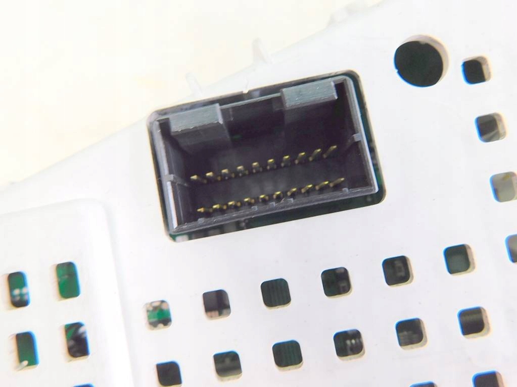 фото №8, Hyundai santa fe i 2.0 136km 06r счетчик p:159195