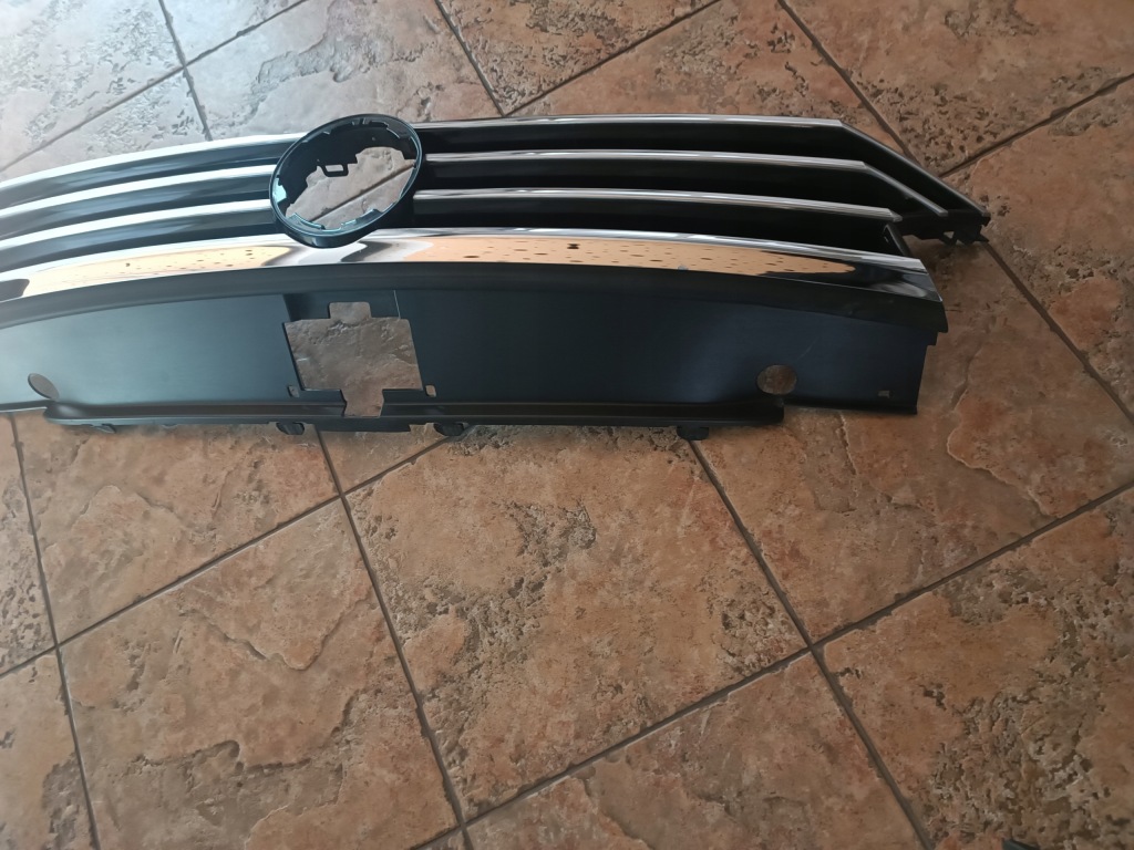фото №2, Решётка радиатора капот решётка радиатора капот хром vw passat b8 15-19