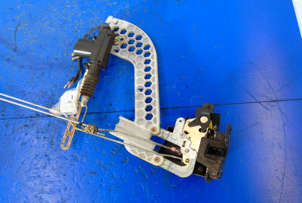 фото №1, Kia cerato замок дверь левый задняя