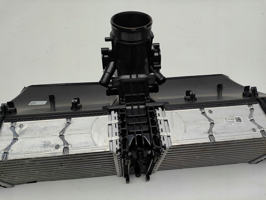 фото №7, Радиатор интеркулер 992145805f porsche 911 992