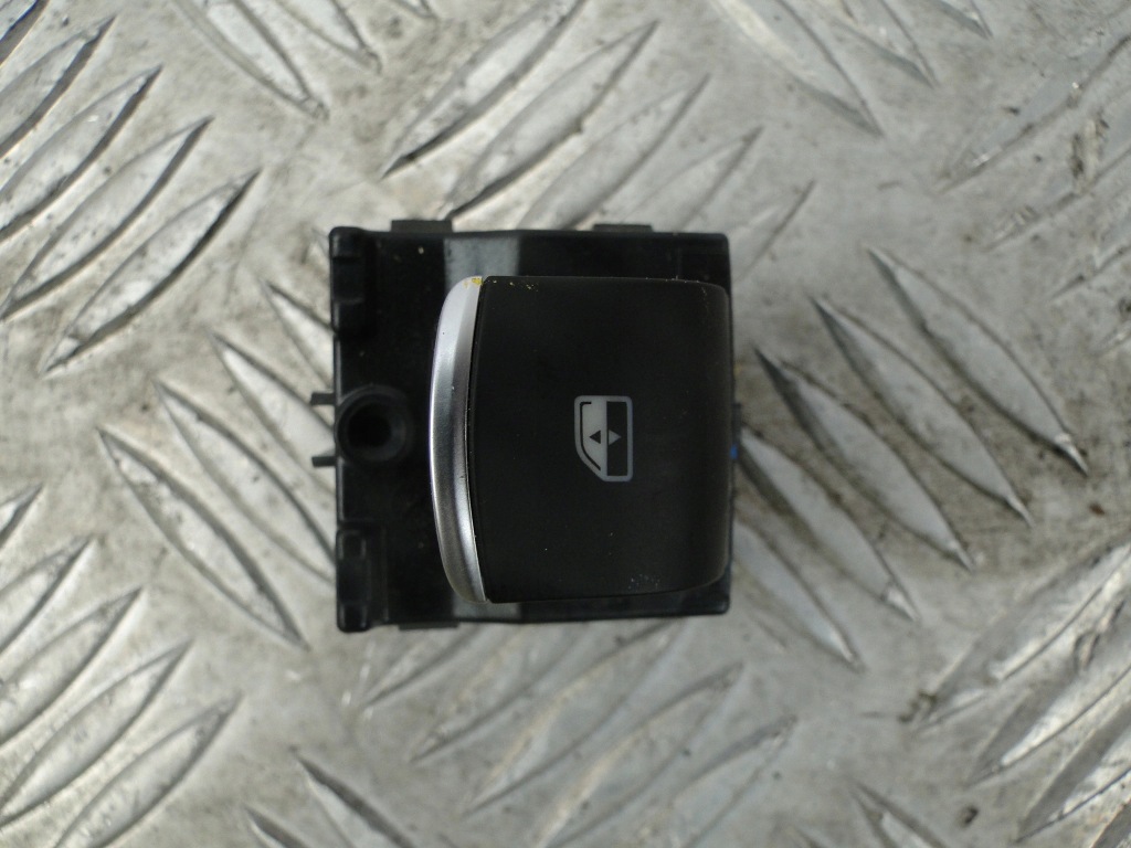 фото №5, Alfa romeo stelvio перемикач вікон правий