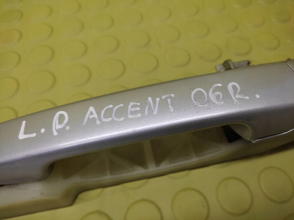 фото №7, Hyundai accent ручка левый перед