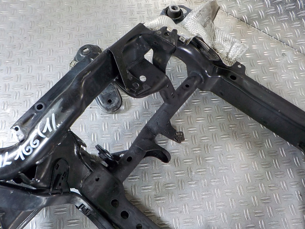 Mercedes ml166 11-15 підрамник підрамник підрамник 4 matic 350 Зі Шроту