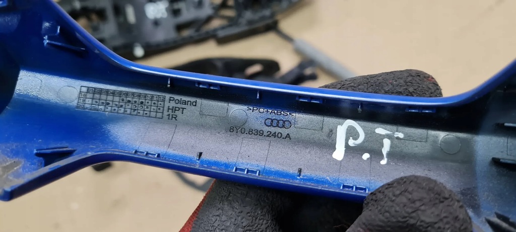 фото №11, S3 8y a3 ручка каркас корпус дверь правая правый задняя 8y0839240a sedan lz5m