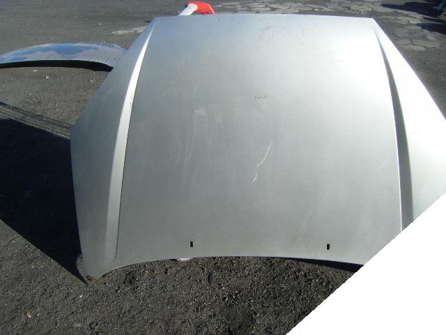 Купити Ford focus mk1 капот - срібляста