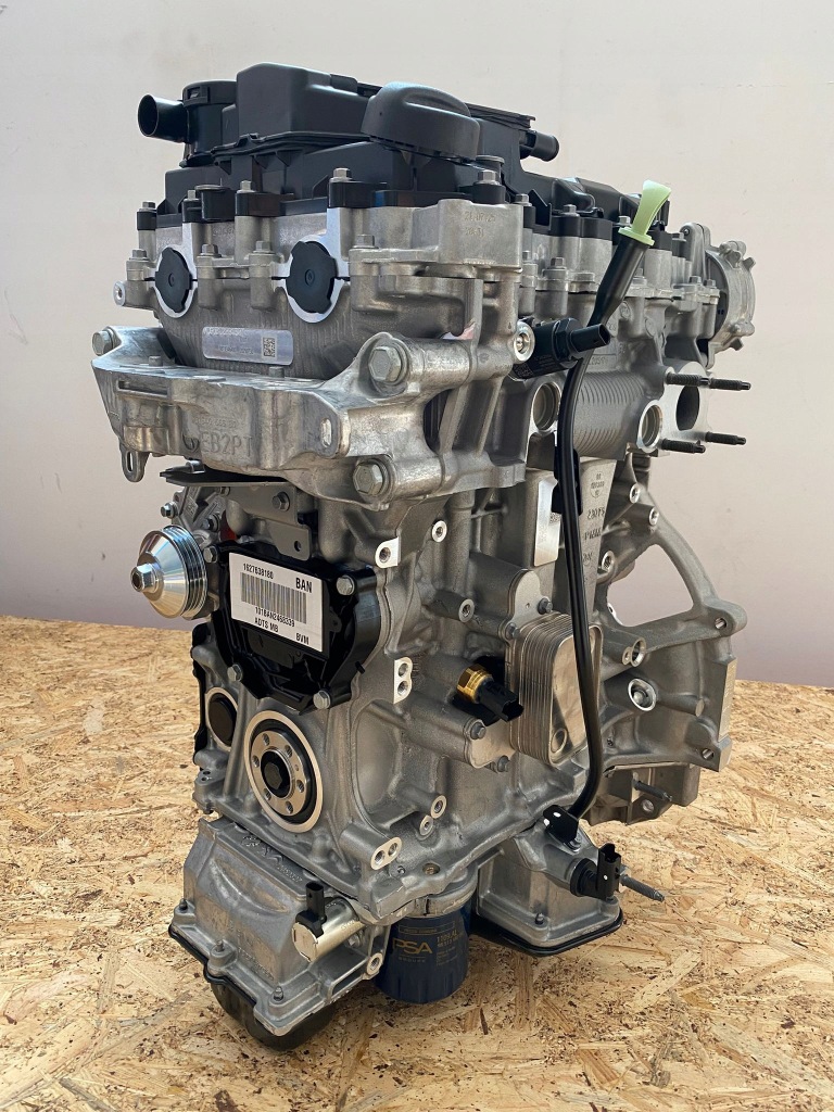 фото №1, Новый двигатель peugeot citroen toyota 1.2 puretech e-thp hn05 eb2adt hnp