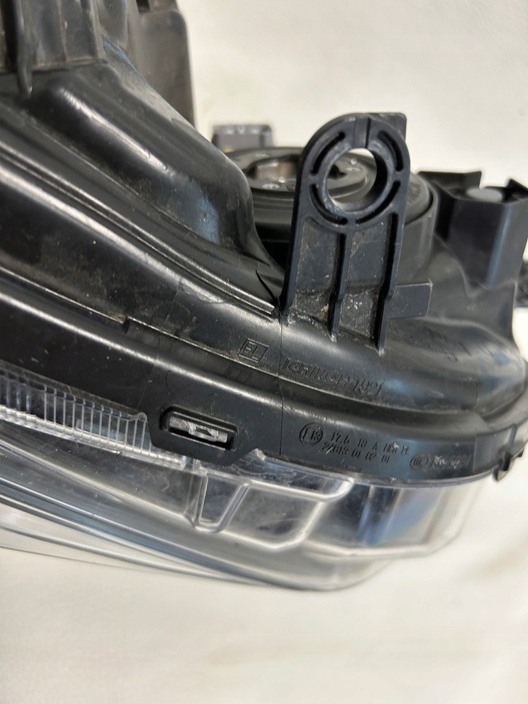 фото №8, Subaru xv lift лампа перед h7 h4 права перед 19-