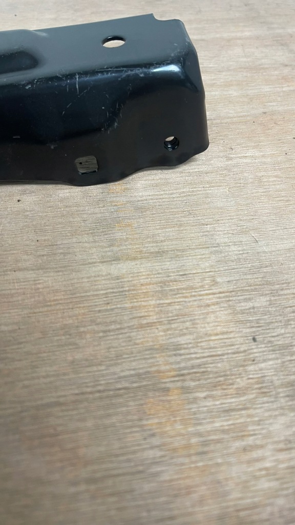 фото №11, Toyota land cruiser j150 направляющая кронштейн решётка перед левый 52103-60281