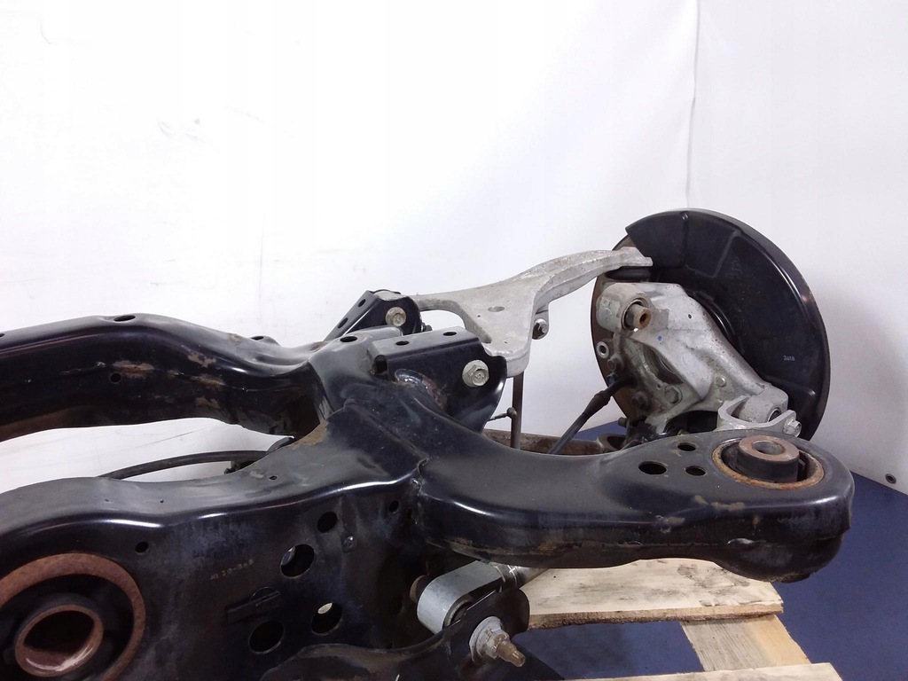 фото №7, Infiniti q50 hyb балка підрамник підвіска задня