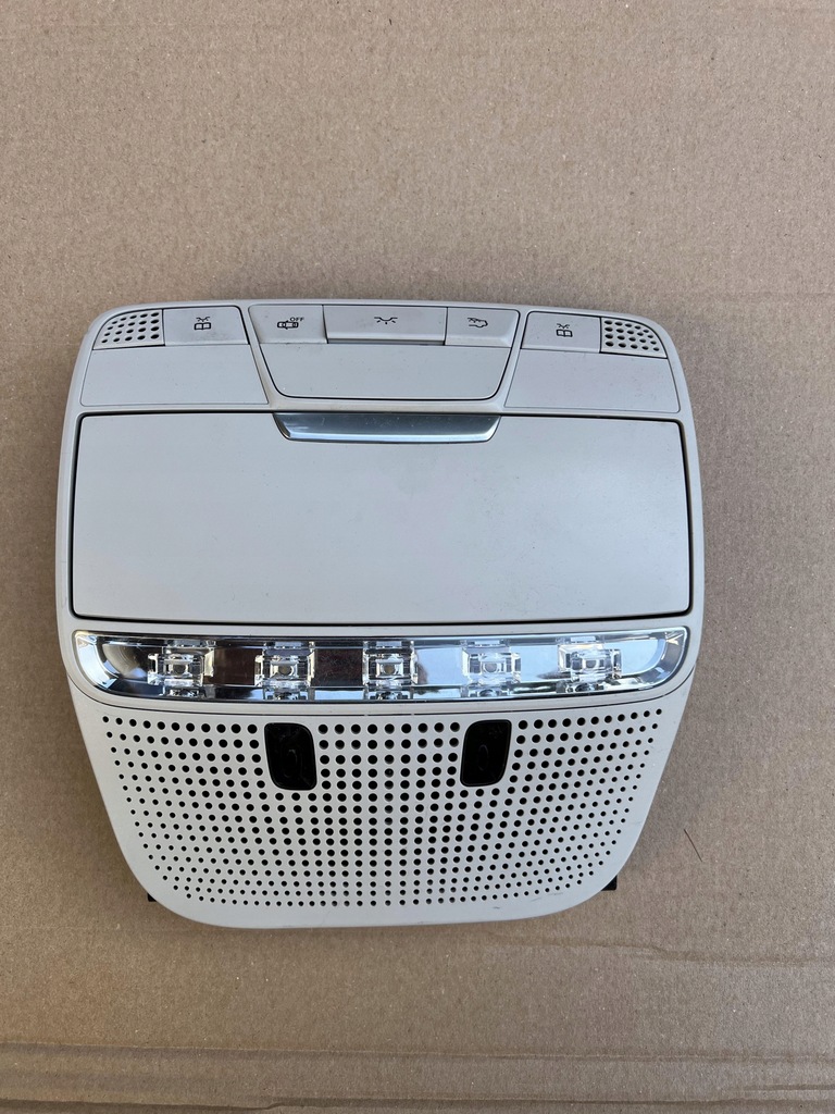 фото №1, Mercedes w205 лампа потолочный a0008274423