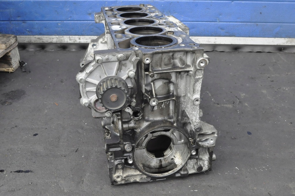 фото №7, V70 iii xc70 iii s80 ii s60 ii v60 2.0 d3/d4 163km блок двигателя d5204t3