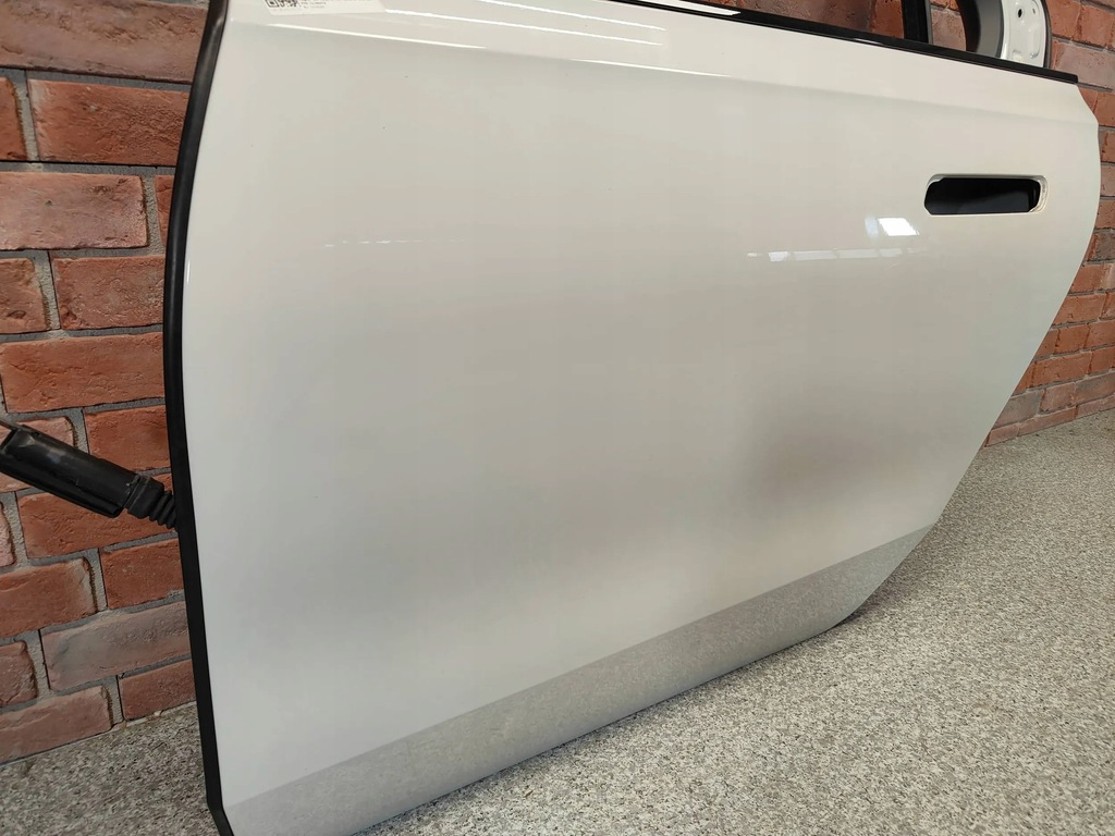 фото №11, Дверь левый задняя левая задние bmw 7 g70 a300 alpinweiss