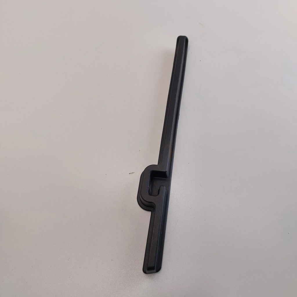 Купить 2010 mini one - cooper clubman r55 кронштейн шторка багажника 6952379