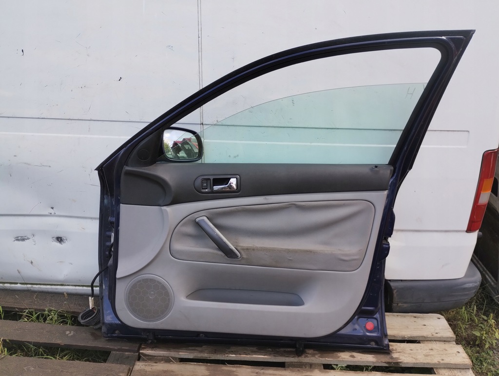 фото №11, Двері правий перед vw passat b5 lb5n