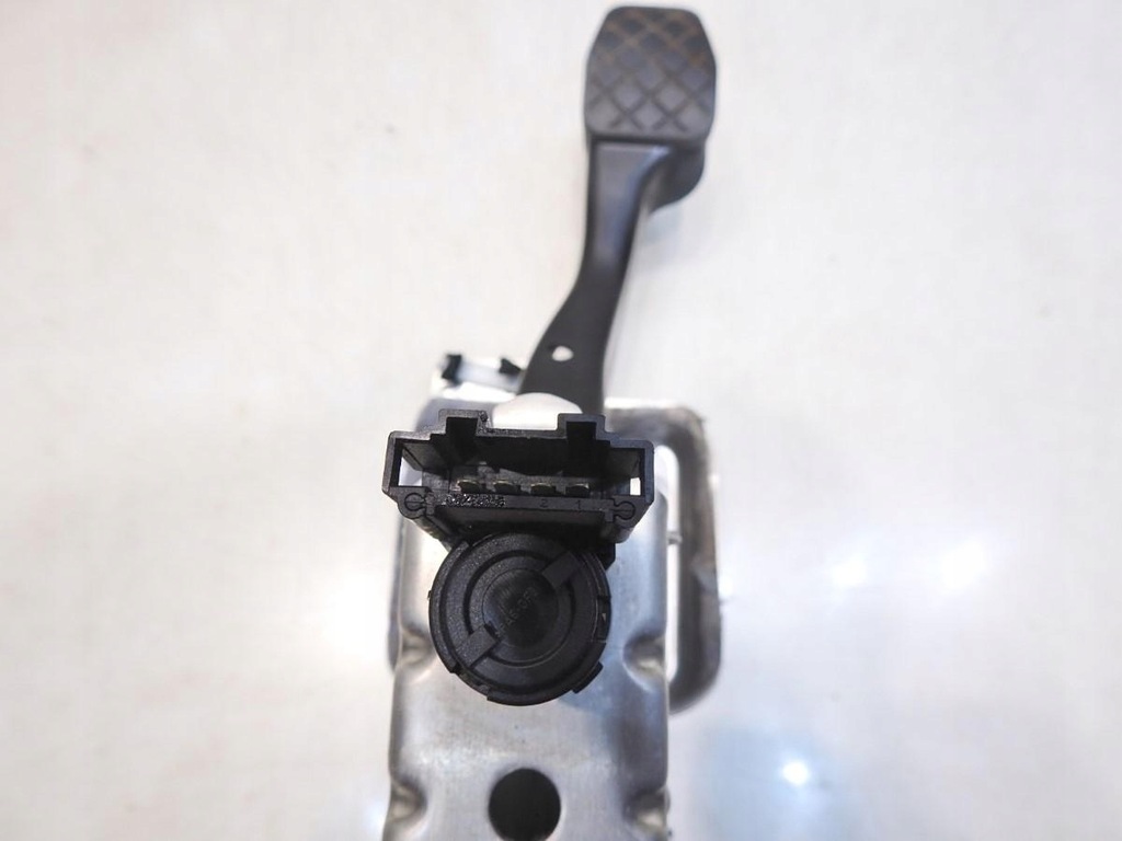 фото №6, Педаль гальма audi a3 8p 2.0 t 1k1721057l