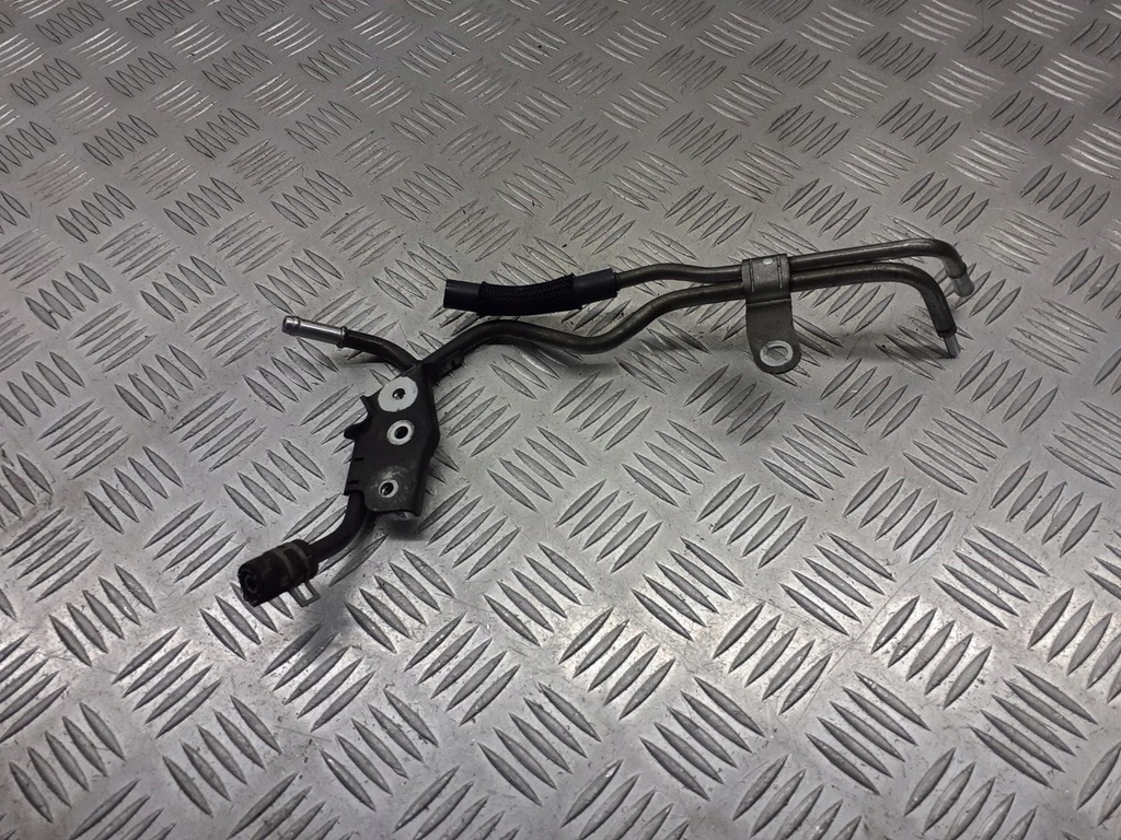 фото №1, Провода топлива toyota corolla e15 1.6