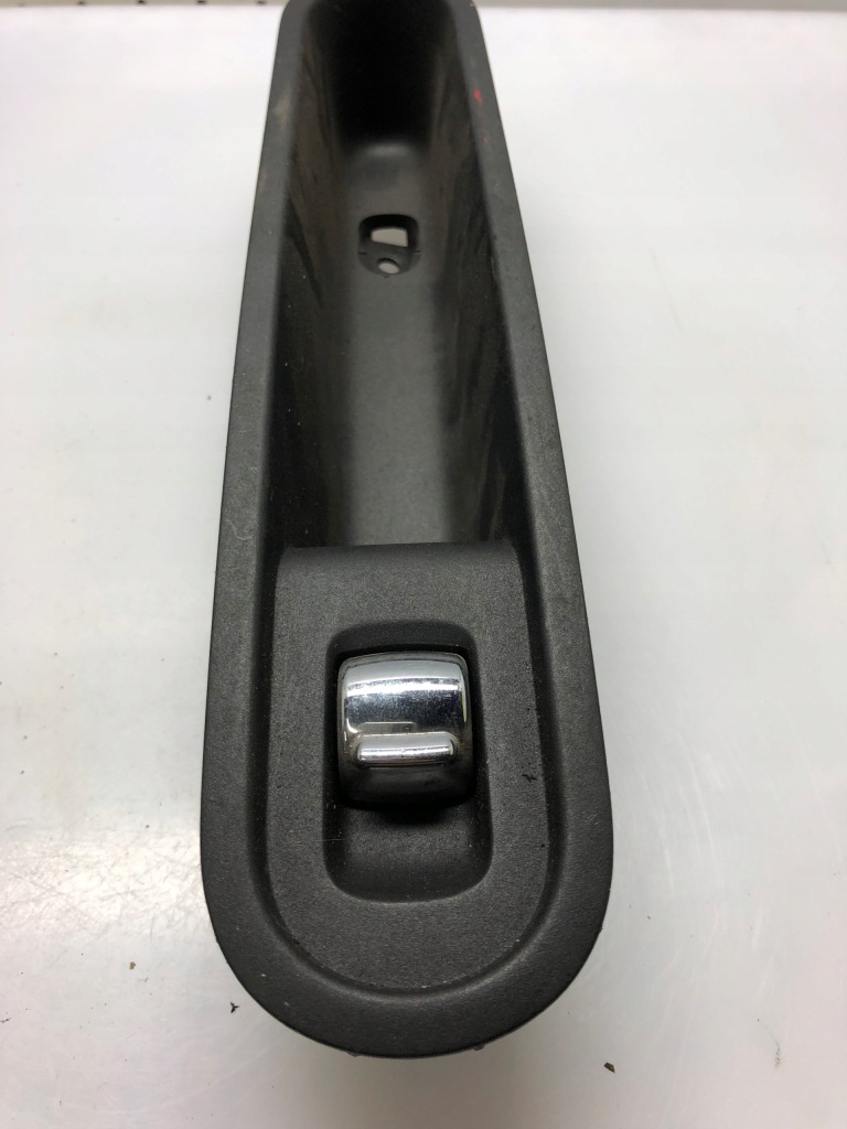 фото №1, Панель переключатель окон mini 9810862