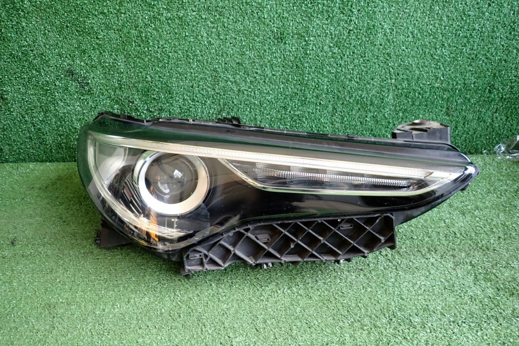 фото №1, Лампа перед права alfa romeo stelvio bi-xenon 50559297