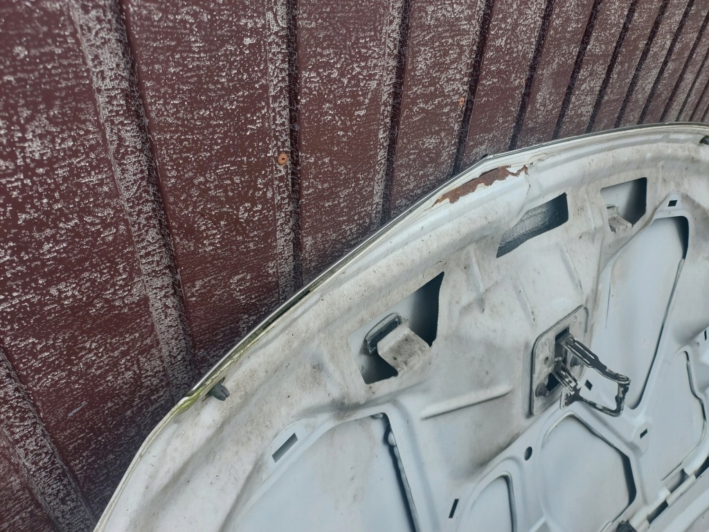 Kuga mk1 капот Оригінал