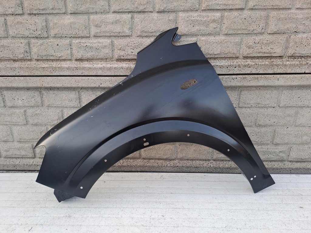 фото №1, Dacia sandero stepway iii 3 крыло передний левый новый