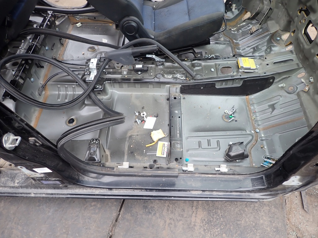 фото №5, Mitsubishi colt vi z30 02- 5d поріг правий блок двигуна середній чверть