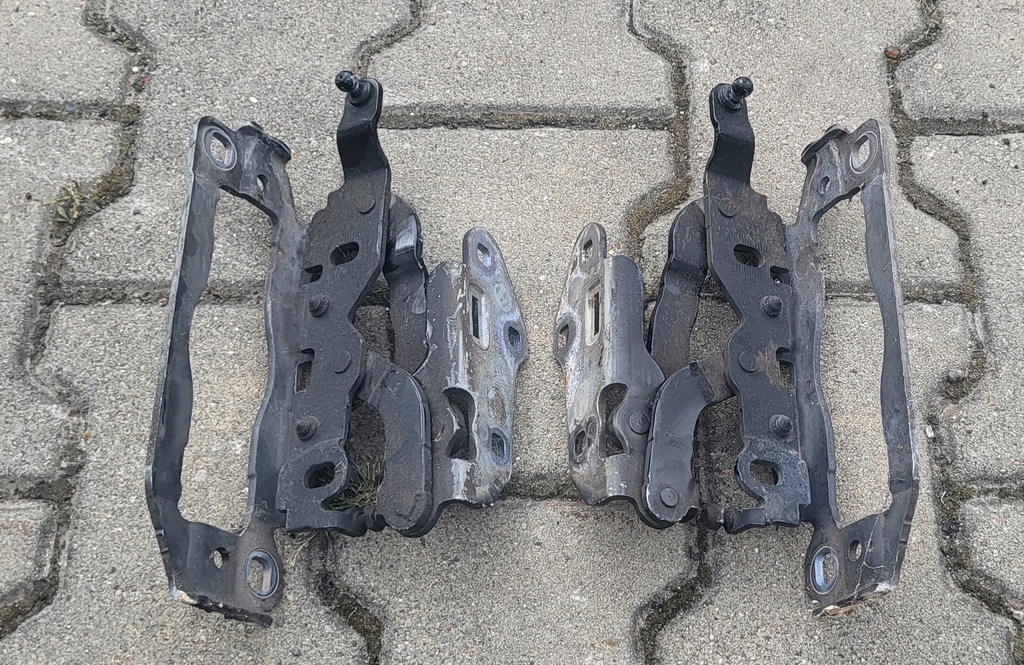 фото №1, Mercedes w204 петли капот комплект l + p