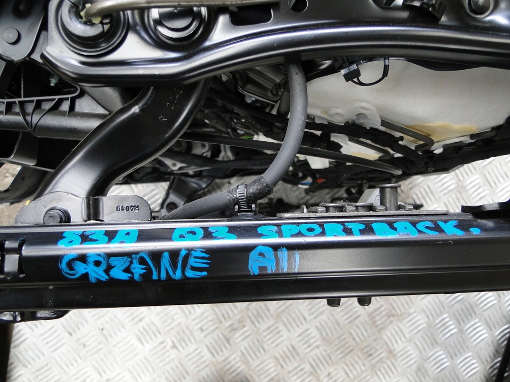 фото №13, Сидіння audi q3 83a 83f sportback підігрів